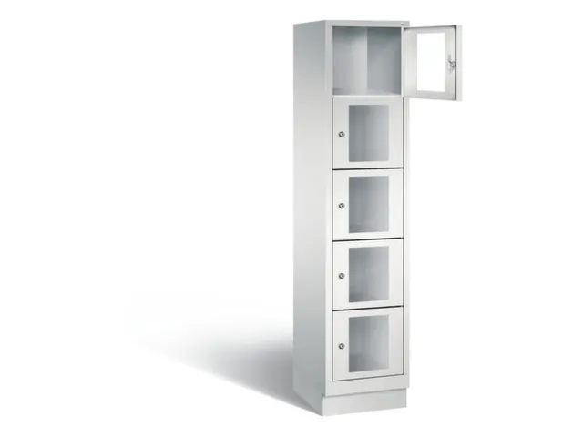 Lockerkast 1800x420x500mm 1x5 vakken Cilinderslot, Sokkel, RAL7035