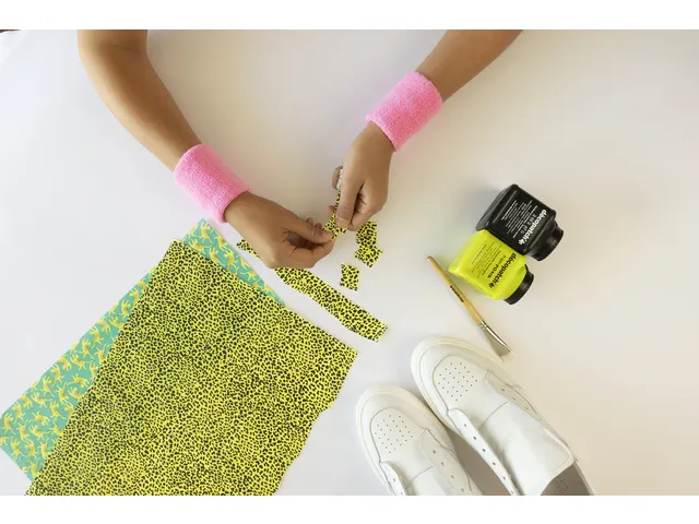 Hobbypapier Décopatch 30x40cm set à 4 vel thema Love is in the Meado