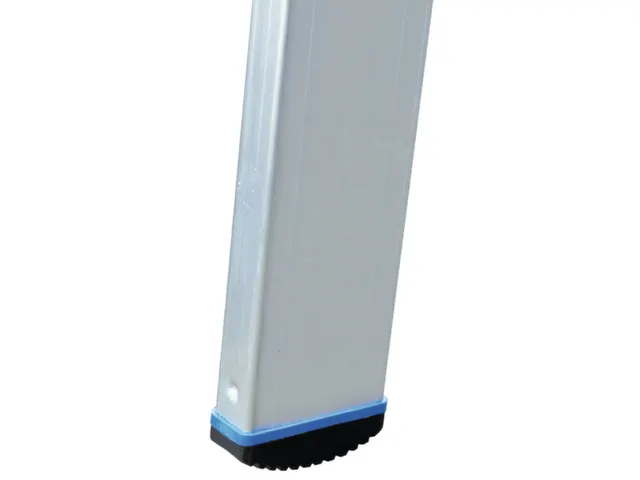 Échelle Double Accès Aluminium L 2 35m 2x8 échelons Charnières Alu
