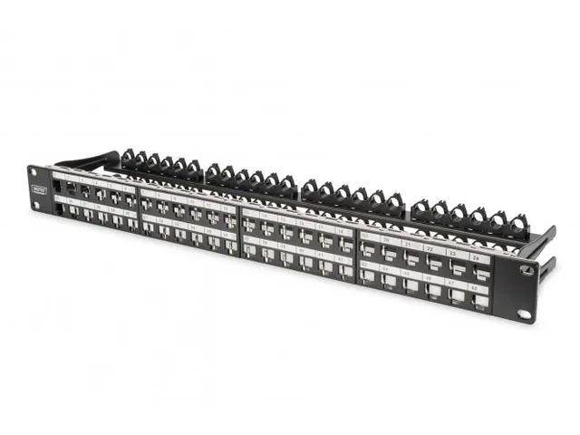 Panneau de raccordement modulaire 48 ports 1U Noir RAL 9005