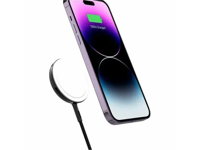 Chargeur à induction Spigen ArcField MagFit Noir