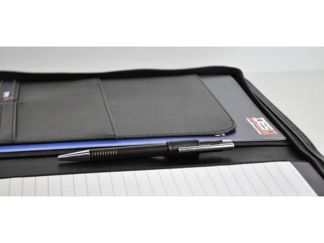 DESQ A4 Conferentiemap Met Ritssluiting en Schrijfblok