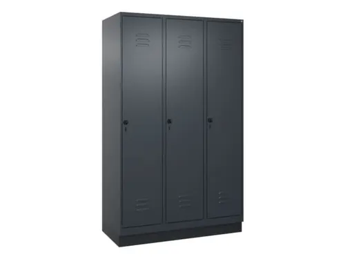 locker,HxBxD 1950x1200x500mm,3vak,vak B 400mm,draaigrendel,sokkel