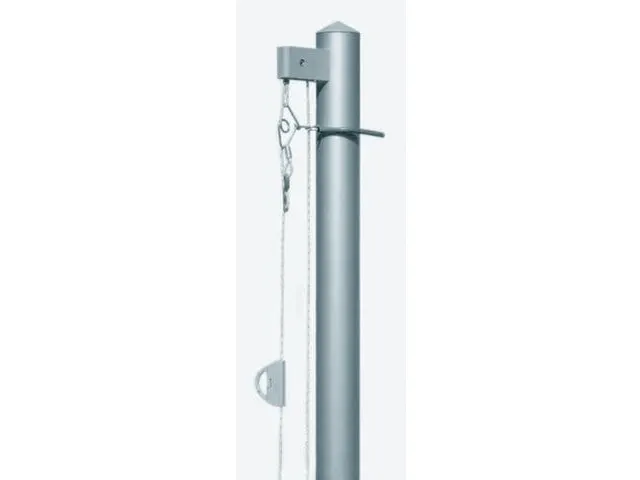 Mât Alumium Hauteur (au-dessus sol) 8m drisse extérieure
