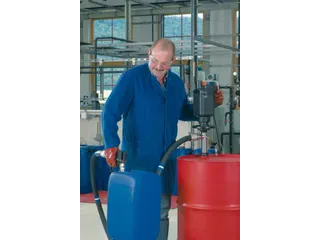 Vatpomp Set Oplosmiddelen Niro Dompeldiepte 1000mm Slang Tappistool - 4
