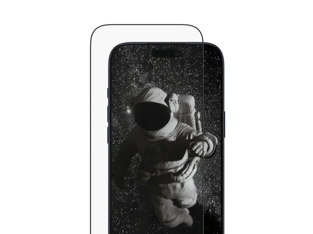 PanzerGlass Ceramic Screen Protector iPhone 17 Pro Max | Ultra-Wide