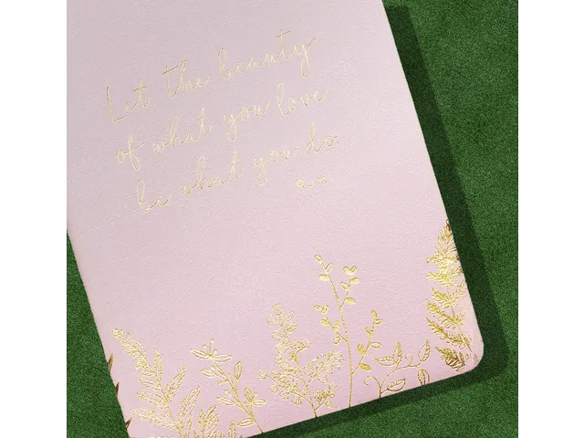 Notitieboek Èccolo Essential Blush Rumi lijn ca.13x18cm 80gr. 256pag.