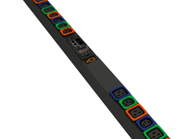 Vertiv UI30006L, Gecontroleerd, 0U, Driefasig, Verticaal, Zwart, 36 AC