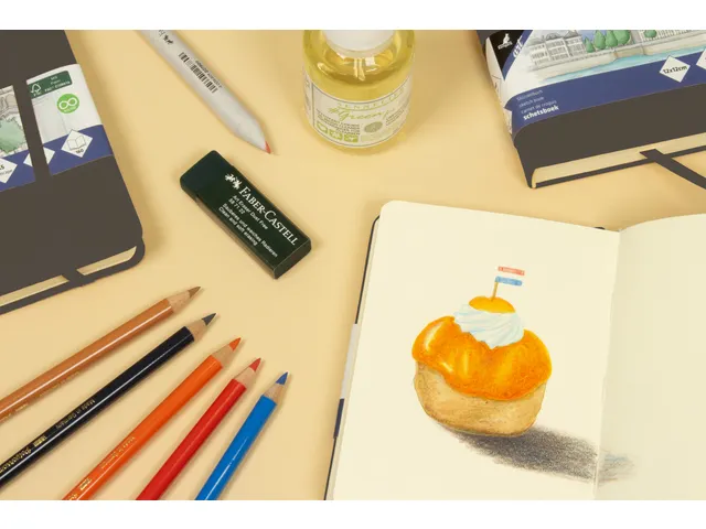 Schetsboek Kangaro 12x12cm cold grey PU HC 80 vel 140gr roomwit met el