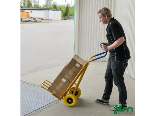 steekwagen,draagverm. 250kg,lucht-banden,steekplaat BxD 360x480mm