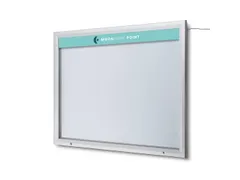 Bedrukt logopaneel 137x10cm voor Outdoor mededelingenbord 18x A4