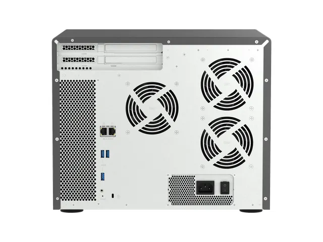 Intel Atom C5125, 8 Go DDR4, 5Go Flash, 12x 3.5 inch + 4x 2.5 inch SAT