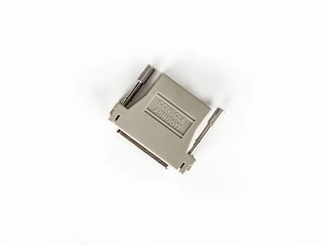 Vertiv Avocent ADB0017, RJ-45, DB-25