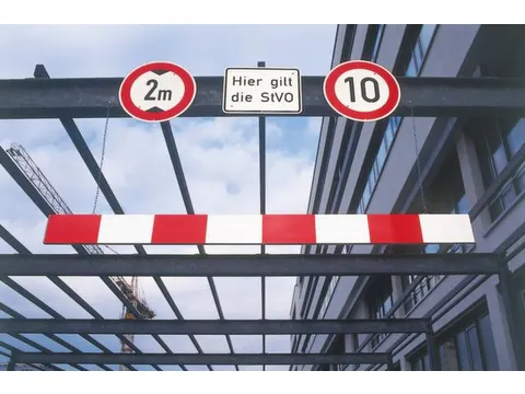 Hoogtebegrenzer L X H 4000X 150Mm 2Delen À 2000Mm Aluminium Rood/wit