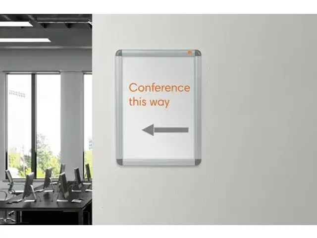 Clicklijst Nobo Premium Plus Aluminium B1 700x1000mm