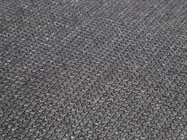 Voile solaire perméable triangulaire 5x5x5m Anthracite