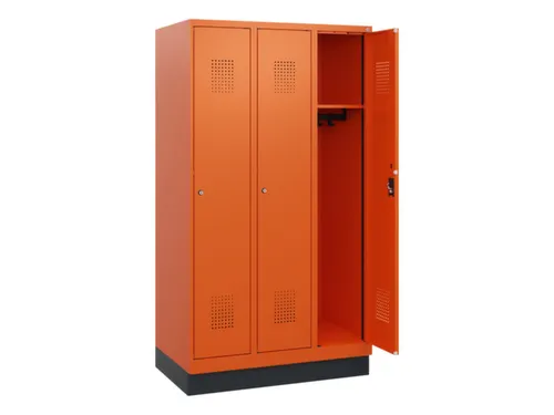 schoollocker,HxBxD 1630x900x500mm,3vak,vak B 300mm,cil.-slot,sokkel