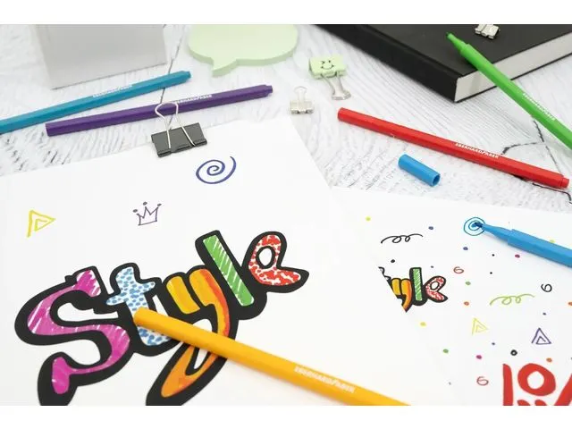 Feutre EFA couleurs assorties 16 pièces