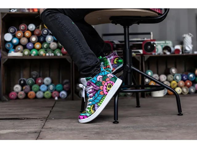 Marqueur permanent Sharpie Fin blister 12 couleurs assorties