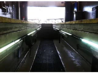 Werkplaatslamp,V. Hefplatforms Voor Vrachtwagens - 2