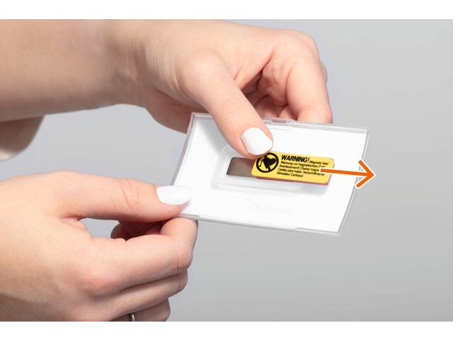 Portanombres CLICK FOLD 40x75 mm con imán pp | DURABLE Portanombres CLICK FOLD 40x75 mm con imán pp | DURABLE