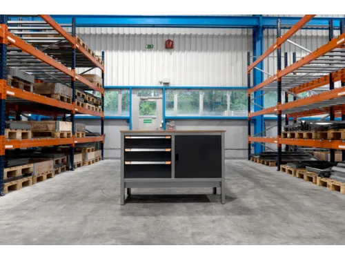 werkbank,HxBxD 870x1250x725mm,multiplexblad,draagverm. 1000kg,4voeten
