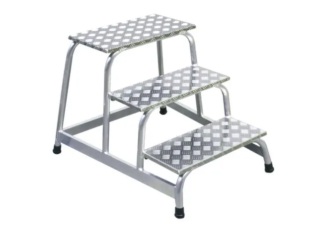 Montagetrap Aluminium H 0 6M 3Treden Incl. Platform Treden Traanplaat