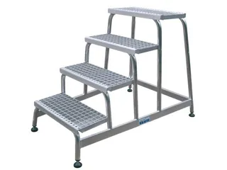 Montagetrap Aluminium H 0 8M 4Treden Incl. Platform Treden Rooster - 1