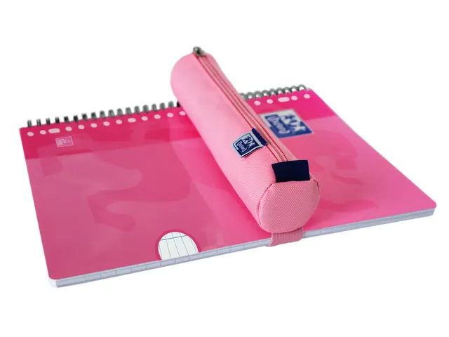 Pennenetui Oxford rond roze