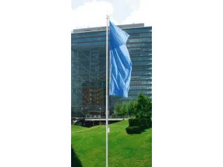 Vlaggenmast Alu Boven Maaiveld 8m Uitwendige Hijsinrichting 2-delig - 2