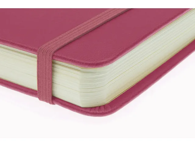 Schetsboek Kangaro 12x12cm ruby PU HC 80 vel 140gr roomwit met elastie
