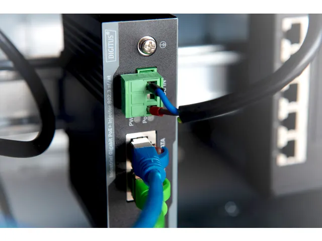 Industriële Gigabit Ethernet PoE+ injector 802.3 af/at 60W