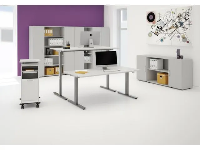 In hoogte verstelbaar hoekbureau 680-820x2166x1130mm lichtgrijs zilver