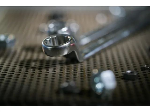 R01102732 Clé à œil double SW27x32mm 365mm