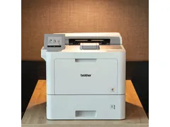 Zakelijke A4 kleurenlaserprinter met geavanceerde papieropties en inge