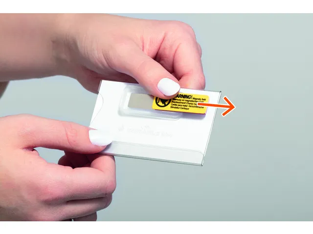 Durable 8244 Naambadge 54x90 mm met magneet 25 stuks