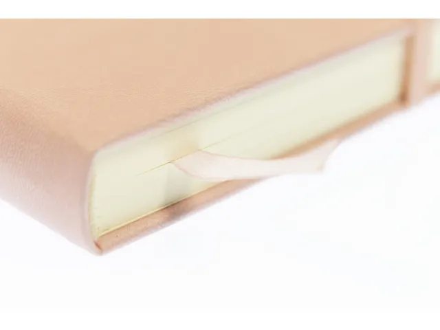 Schetsboek Kangaro A6 oud roze PU hardcover 80 blad 140 grams roomwit