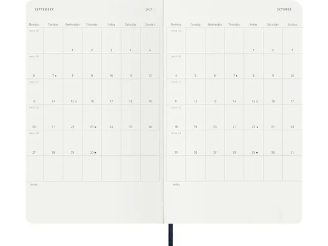 Agenda 2027 Moleskine 12M Weekly 7dag/1pagina large sc sapphire blue