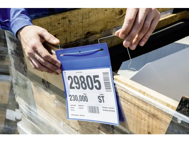 Hoes met ophangbeugel A5 liggend formaat