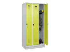locker,HxBxD 1950x900x500mm,3vak,vak B 300mm,draaigrendel,sokkel