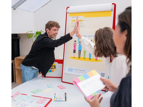 PLAYROOM Playboard draagbaar whiteboard M 75x118cm Rood