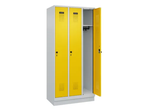 locker,HxBxD 1950x900x500mm,3vak,vak B 300mm,draaigrendel,sokkel