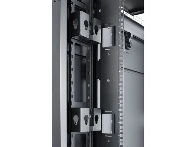 AR7710 Cable Containment Brackets PDU Mounting Capability for NetShelt