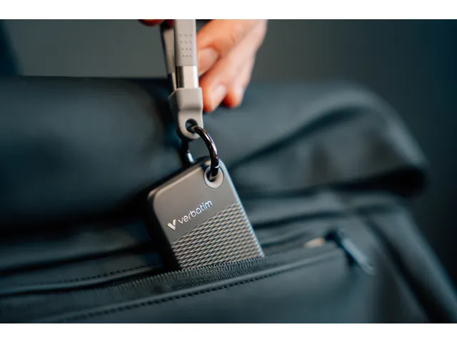 Pocket SSD Sleutelhanger met kabelbevestiging 1TB Zwart/Grijs