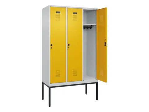 locker,HxBxD 2120x1200x500mm,3vak,vak B 400mm,draaigrendel