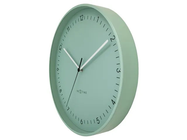 Horloge murale NeXtime Berlin L de 40 cm en aluminium vert menthe