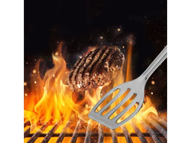 Spatule ajourée Aluminium 260mm