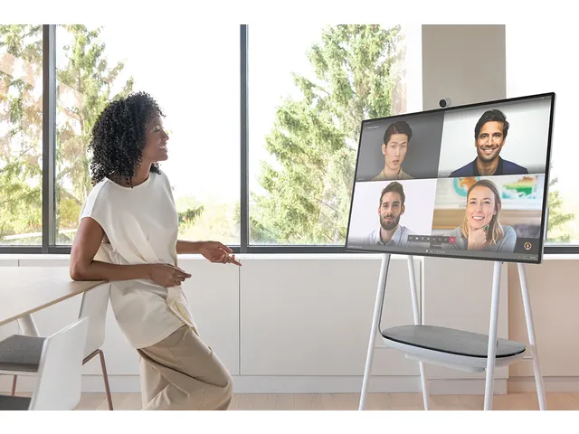 APC CSH2 UPS - Mobiele accu voor Microsoft Surface Hub 2S & 3