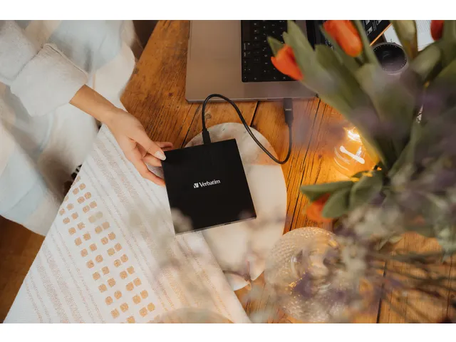 Verbatim External Slimline Writer 43886 Cd/Dvd Usb-C Black