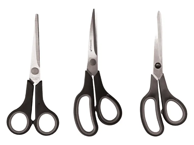 Schaar Quantore 210mm soft grip zwart